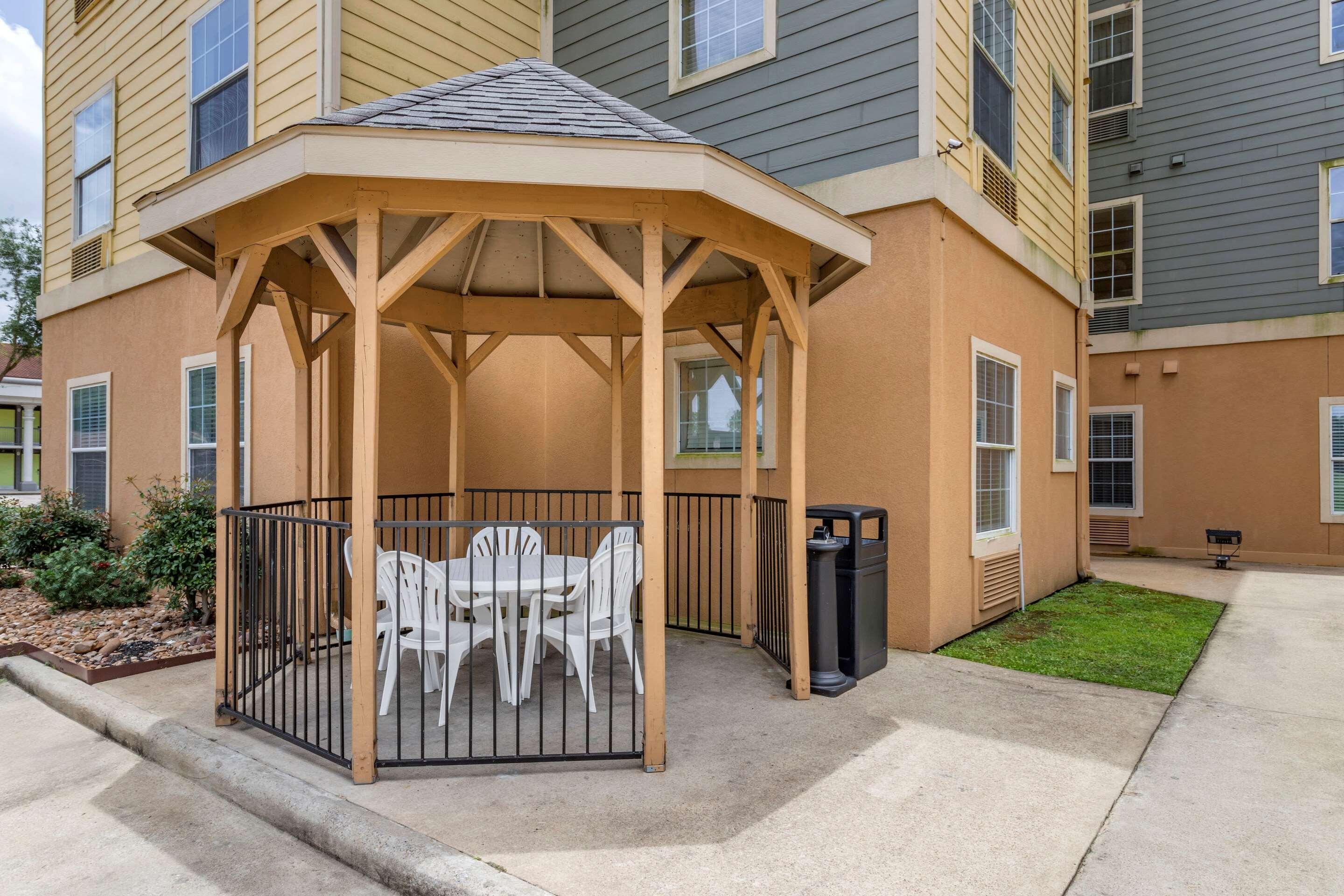 Mainstay Suites Port Arthur - Beaumont South Extérieur photo